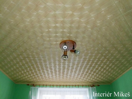 Polystyrenové stropní kazety ASTRO borovice