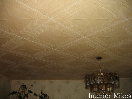 Polystyrenové stropní kazety MOTÝL borovice
